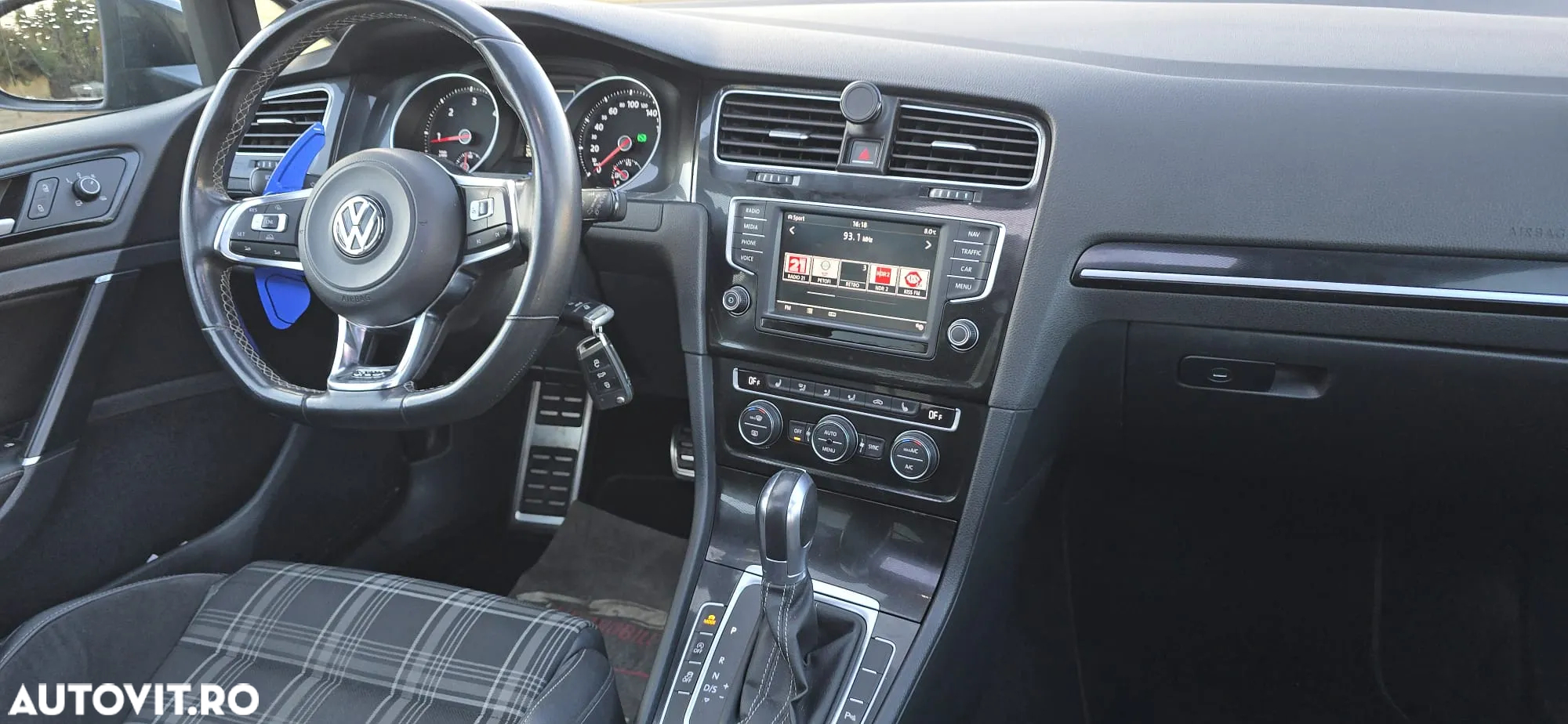 Volkswagen Golf 2.0 TDI DSG GTD - 14