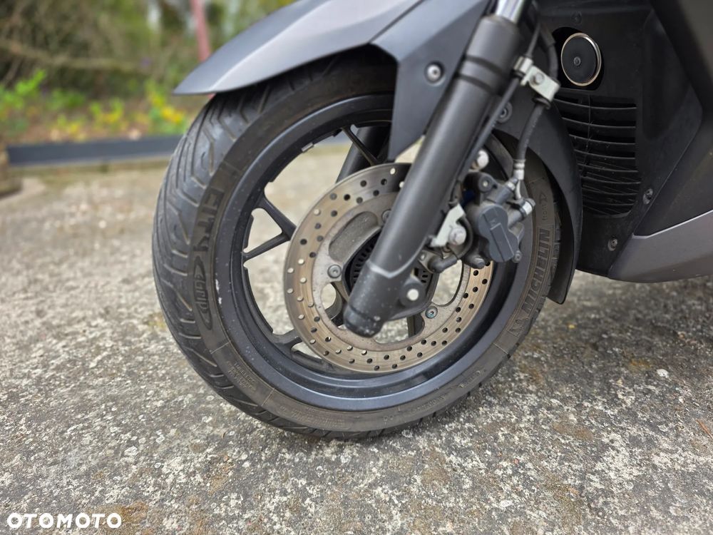 Yamaha X-max - 8