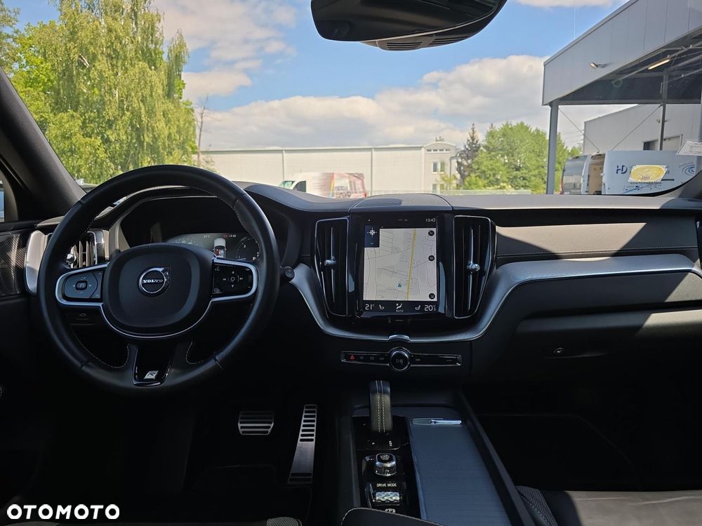 Volvo XC 60 B4 D AWD R-Design - 12