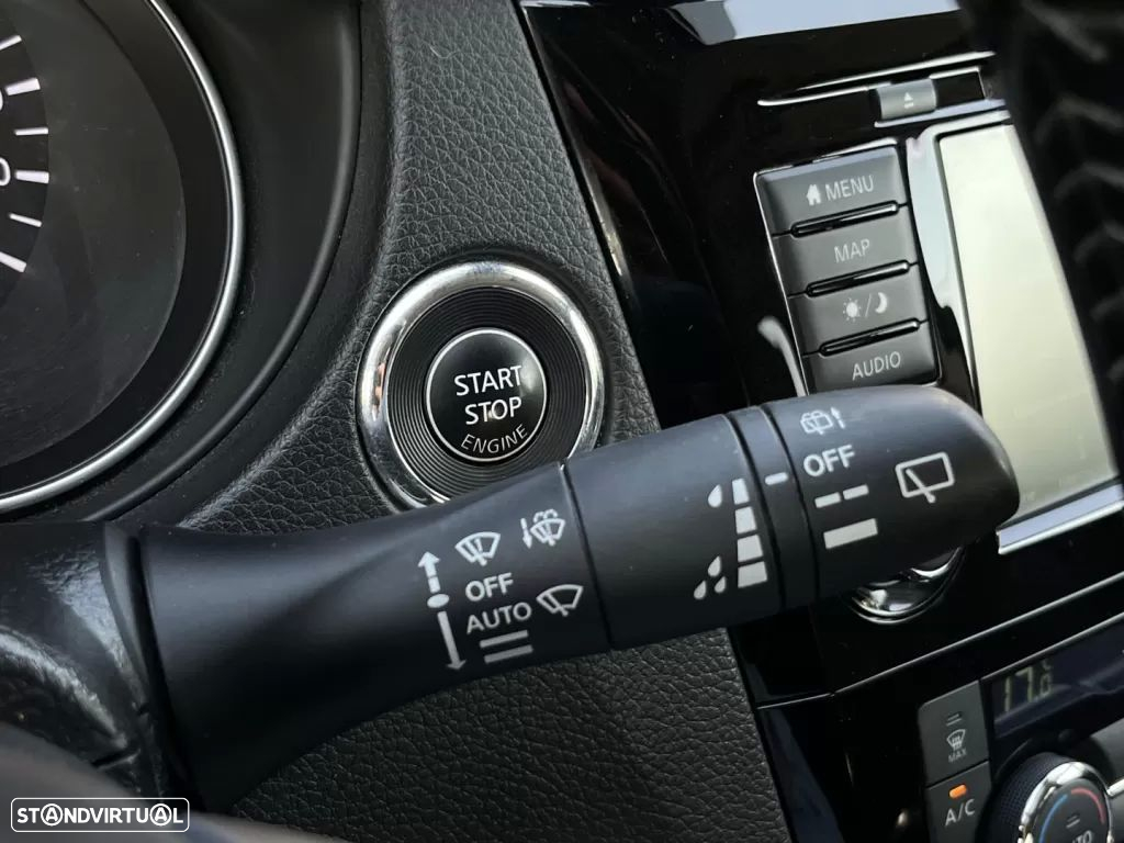 Nissan Qashqai 1.3 DIG-T N-Connecta DCT - 20