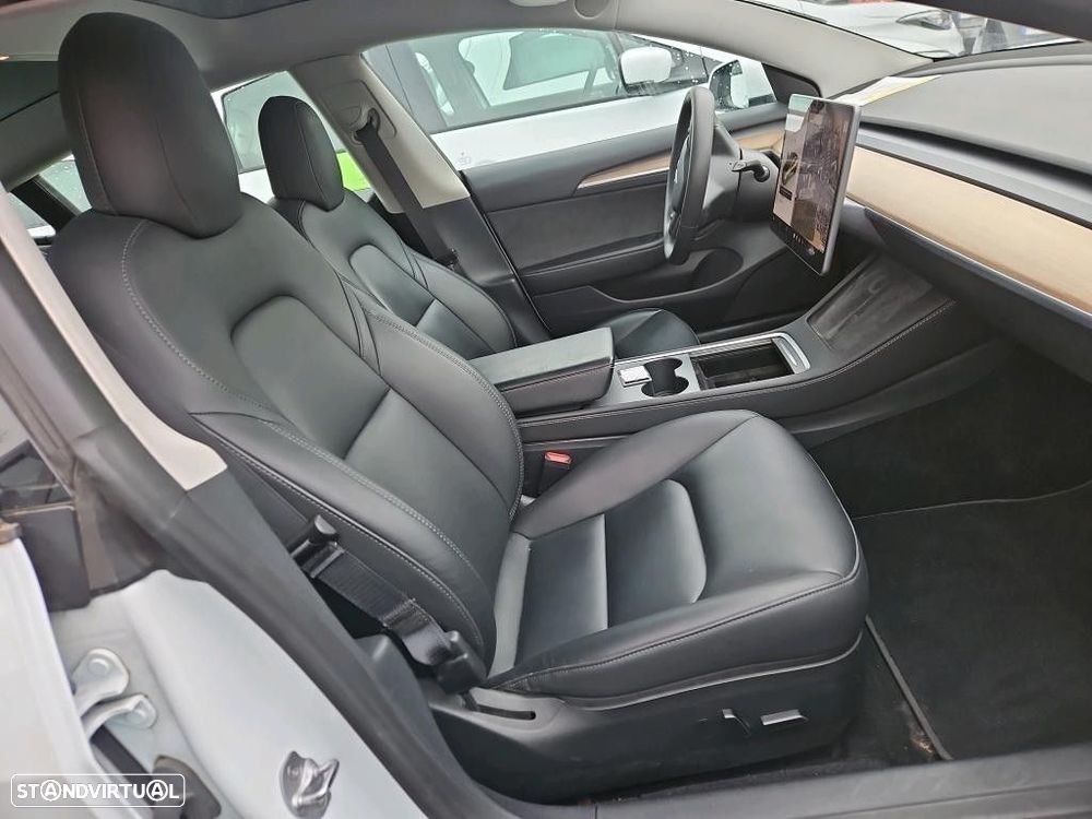 Tesla Model 3 Tração Traseira - 9