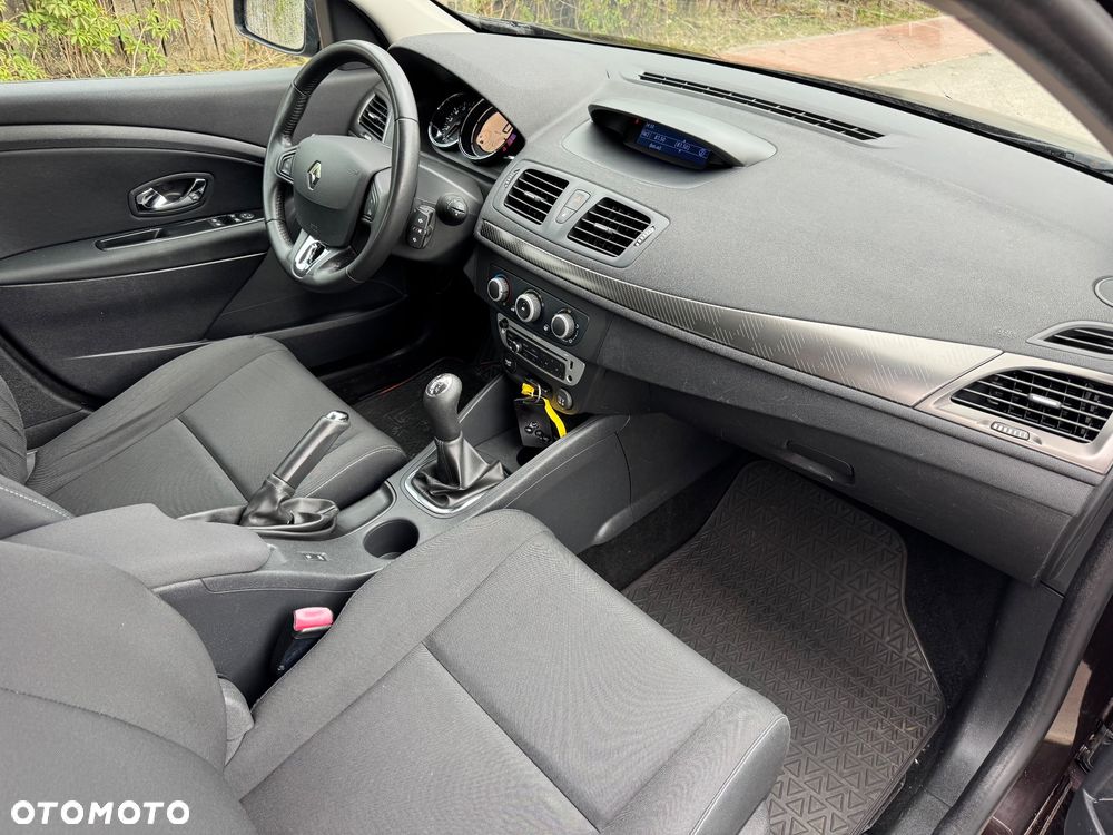 Renault Megane 1.6 16V 100 J'taime - 8