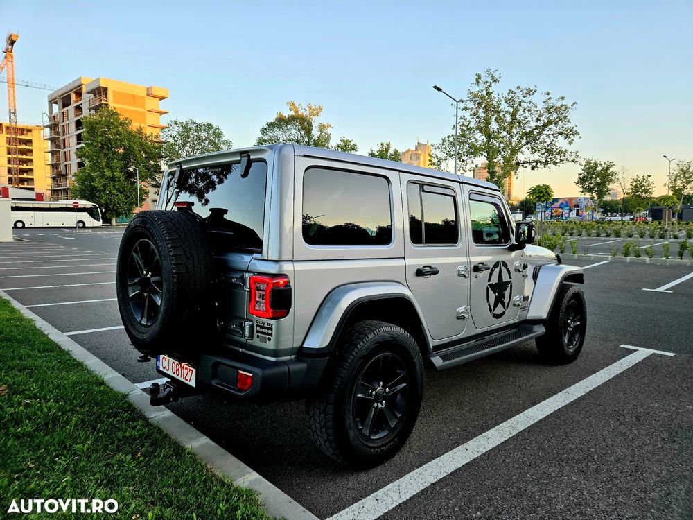 Jeep Wrangler - 5