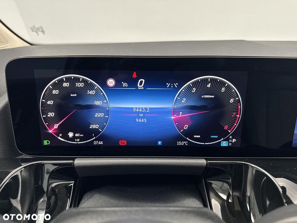Mercedes-Benz GLA 200 Progressive - 17