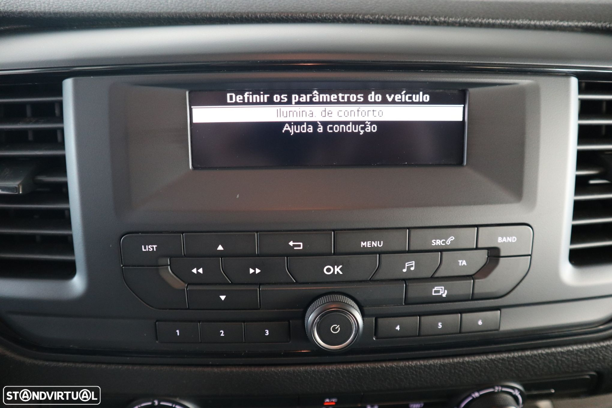 Opel Vivaro 1.5 CDTi L3H1 Essentia - 22