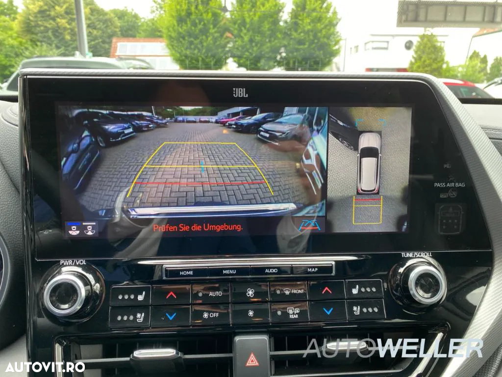 Toyota Highlander 2.5 Hybrid Luxury - 12