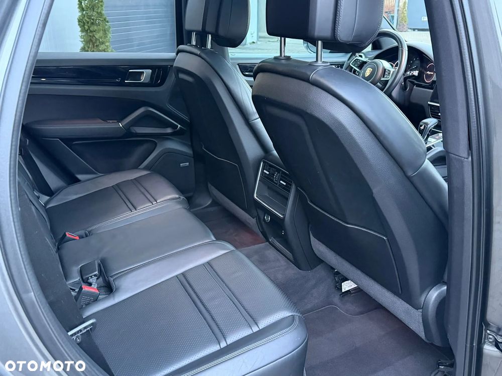 Porsche Cayenne Tiptronic S Platinum Edition - 21