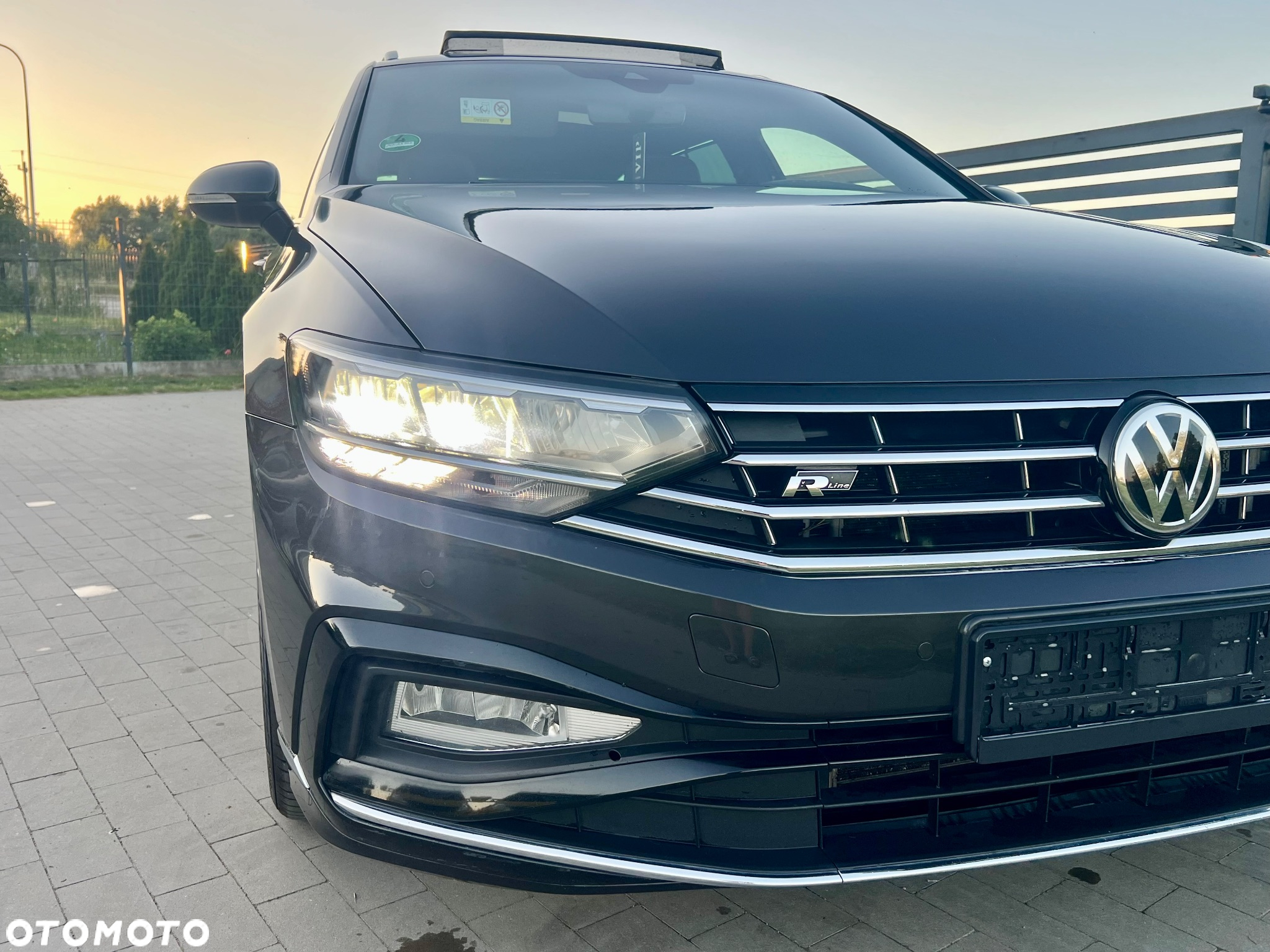 Volkswagen Passat 2.0 TDI SCR R-Line Plus DSG - 8