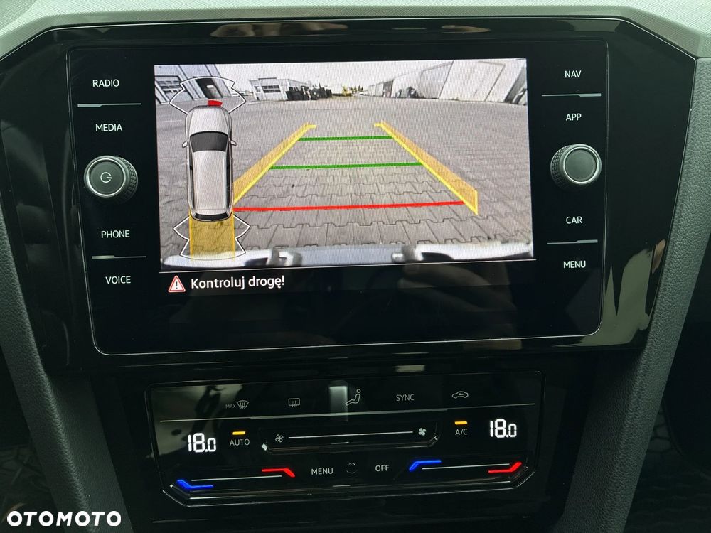 Volkswagen Passat 1.5 TSI EVO Business DSG - 27