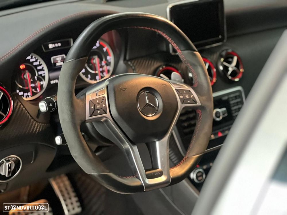 Mercedes-Benz A 45 AMG 4-Matic - 7