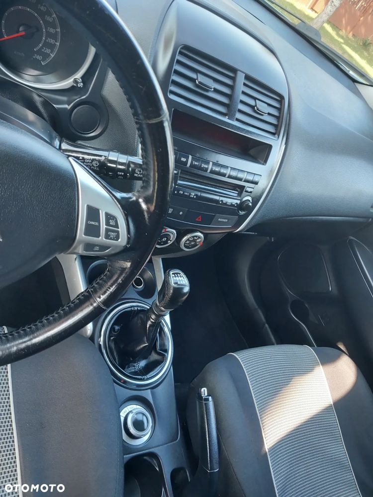 Mitsubishi ASX - 6