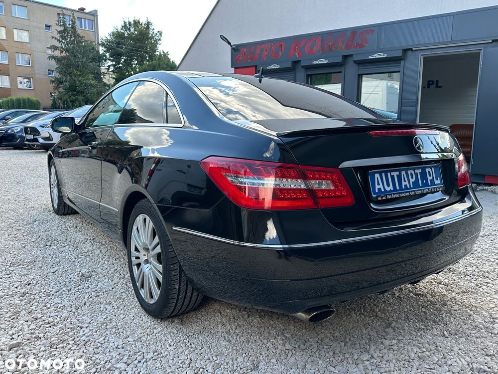 Mercedes-Benz Klasa E 250 CGI BlueEffICIENCY - 13