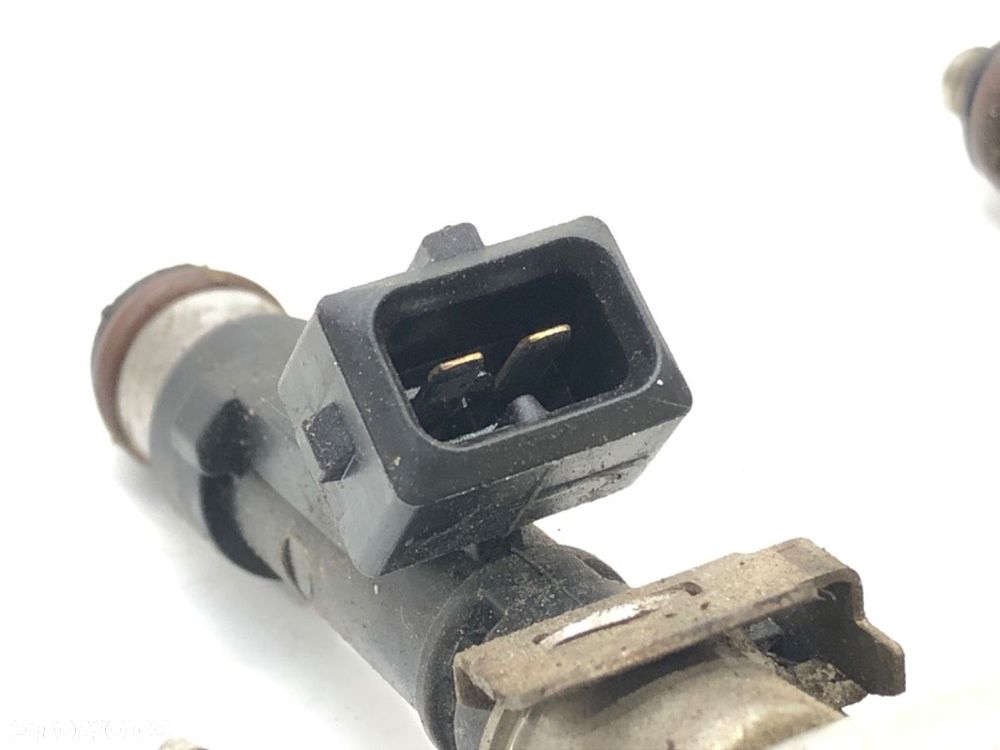 LISTWA WTRYSKOWA - 130.00 PLN - CHEVROLET CRUZE (J300) 2009 - 2022 1.4 74 kW [101 KM] benzyna 2013 - - 3