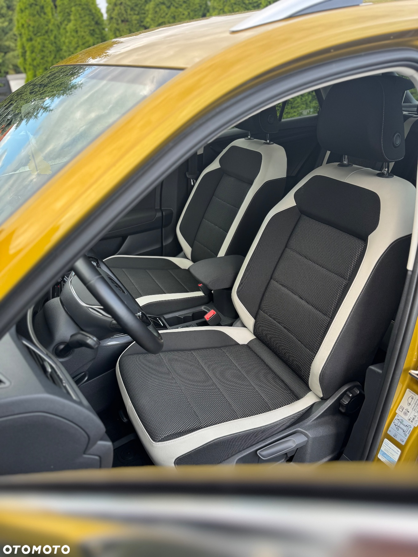 Volkswagen T-Roc 1.5 TSI GPF ACT Premium DSG - 17