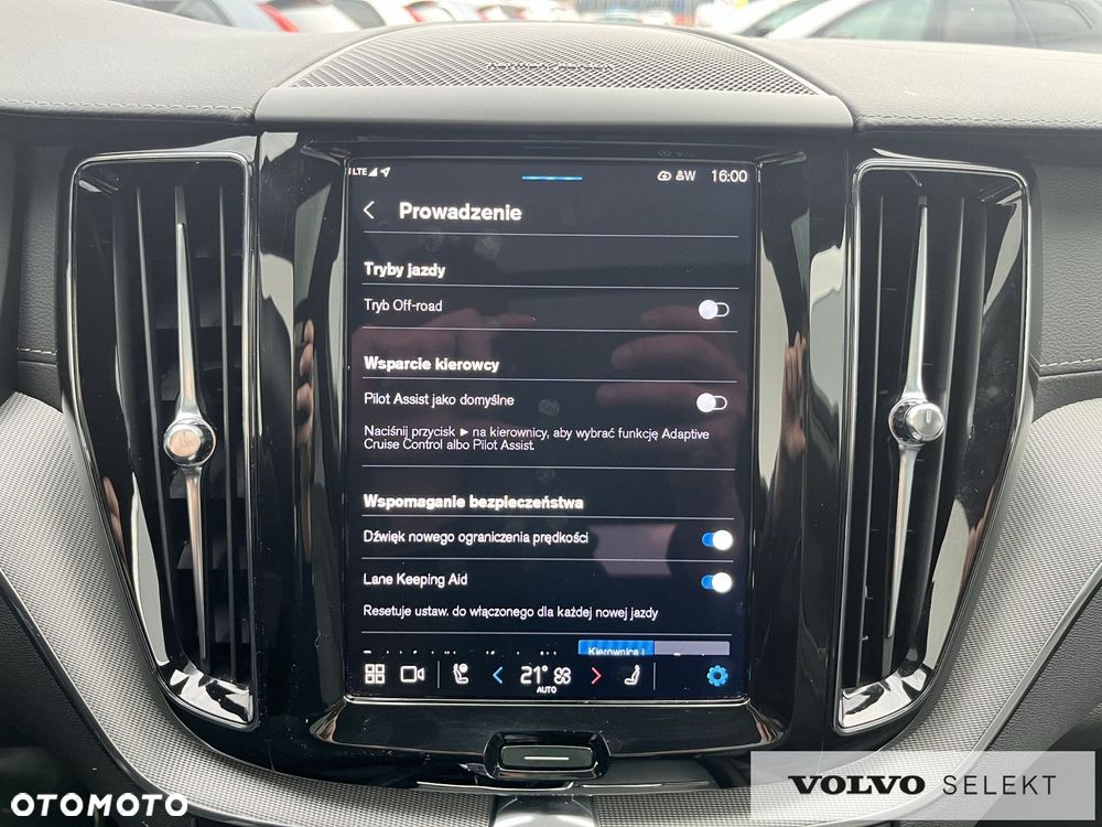 Volvo XC 60 - 25