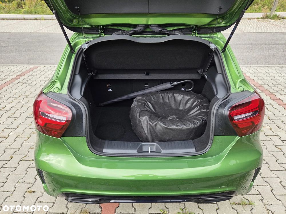 Mercedes-Benz Klasa A 220 4-Matic AMG Line - 9