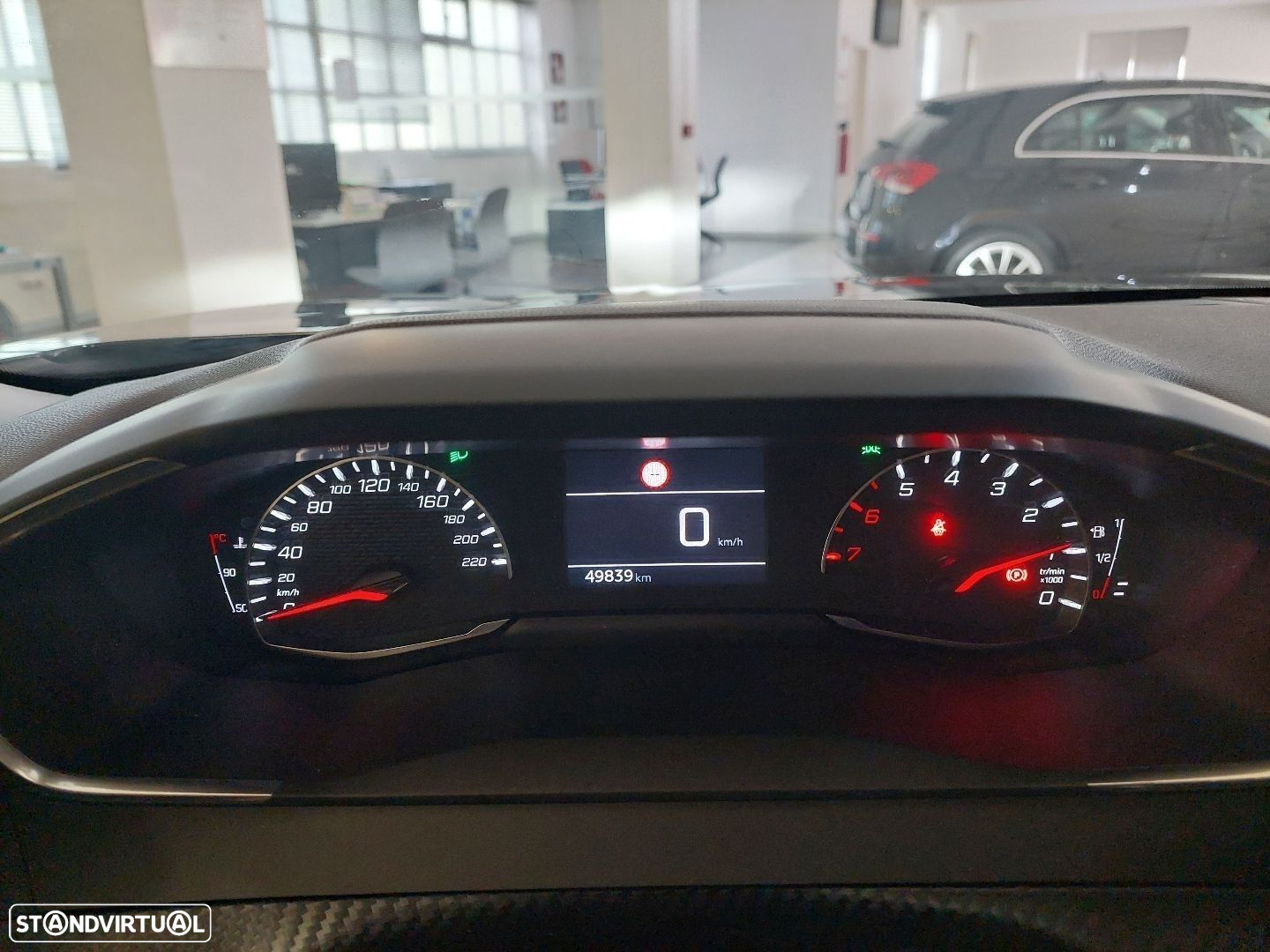 Peugeot 2008 PureTech 130 Active Pack - 12