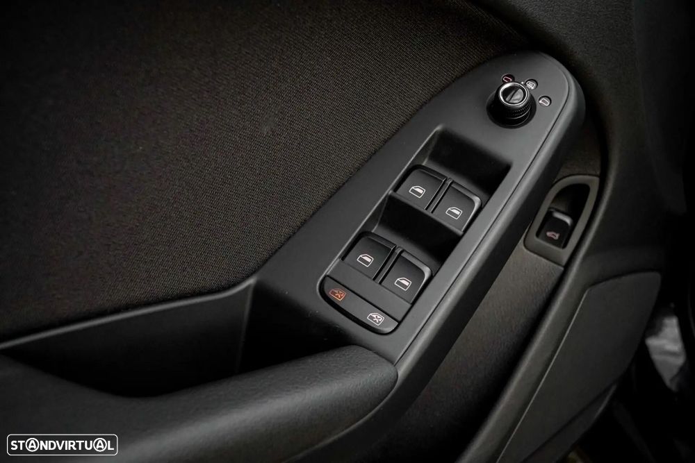 Audi A4 2.0 TDI - 29