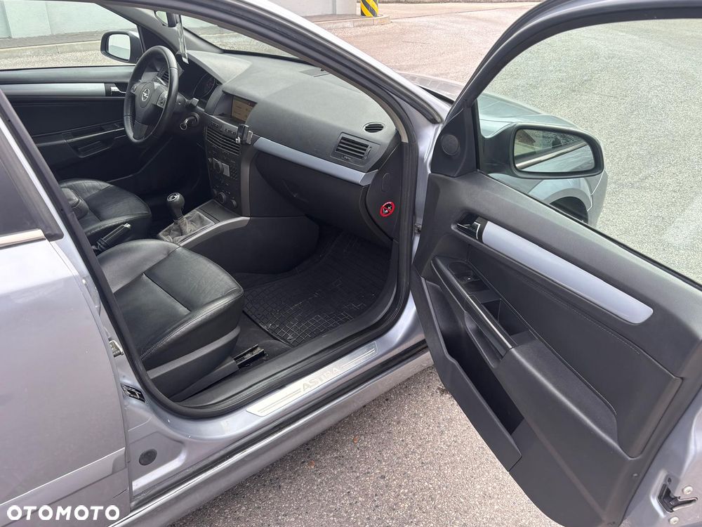 Opel Astra 1.9 CDTI Edition - 10