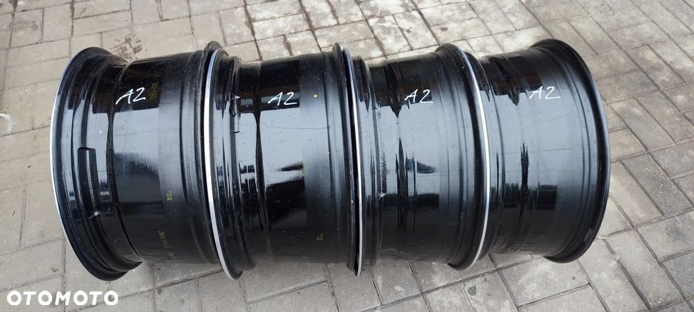 FELGI ALUMINIOWE 5x112 2x8Jx18 CALI ET43 fi 66,6 STOPNIOWANE 2x9J 18 CALI ET 52,5 MERCEDES W 213 4 SZTUKI KOMPLET - 20