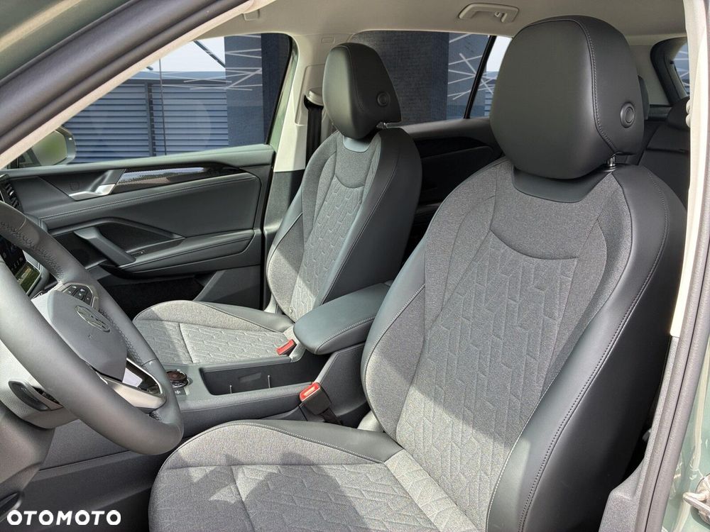 Volkswagen Tiguan - 6