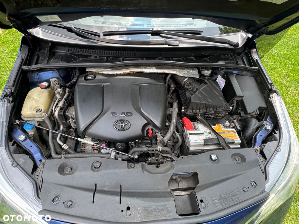 Toyota Avensis 2.0 D-4D Prestige - 39