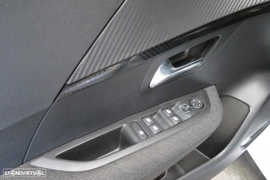 Peugeot e-208 50 kWh SE Style - 27