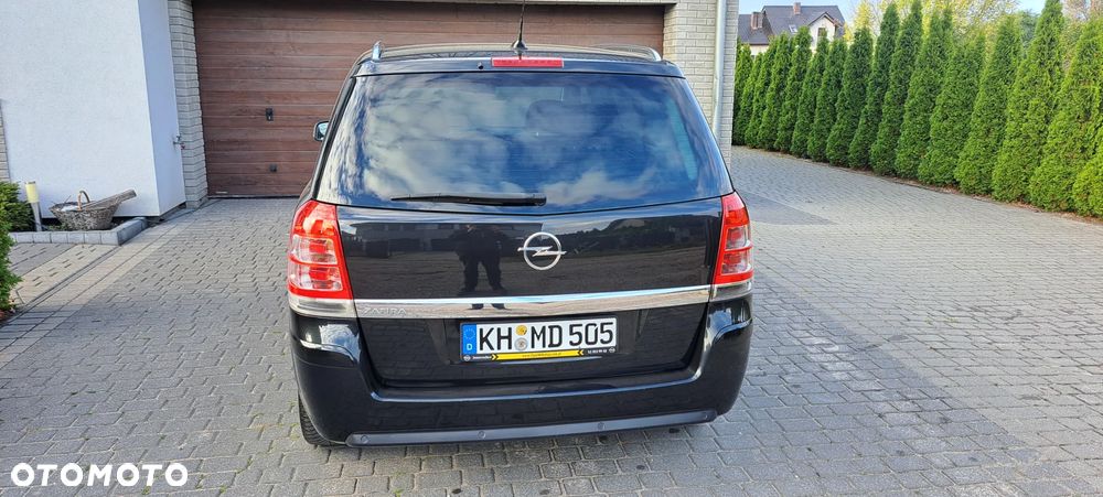 Opel Zafira 1.8 Innovation - 10