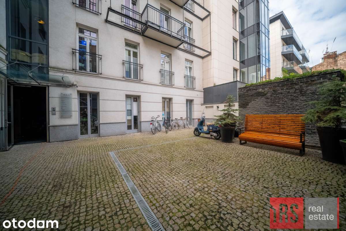 Studio-39 m2, Zrewitalizowana kamienica, Wilcza 72