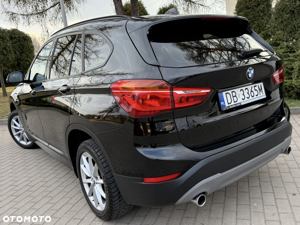 BMW X1 xDrive20d - 21