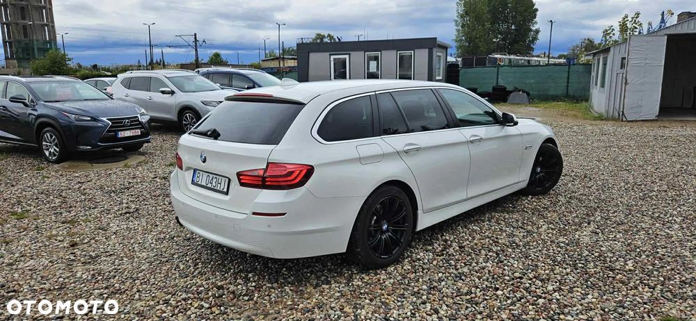BMW Seria 5 520d xDrive Touring - 24