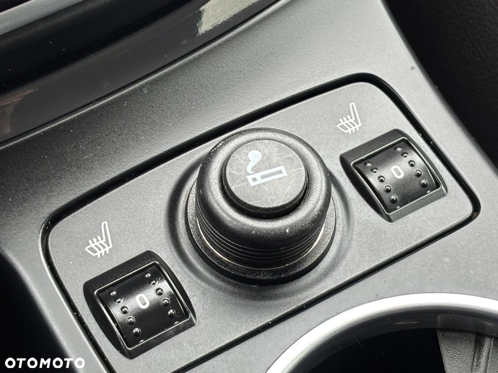 Ford Kuga 2.0 TDCi 4x4 Titanium - 27