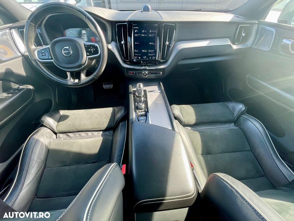 Volvo XC 60 T8 Twin Engine AWD R-Design - 8