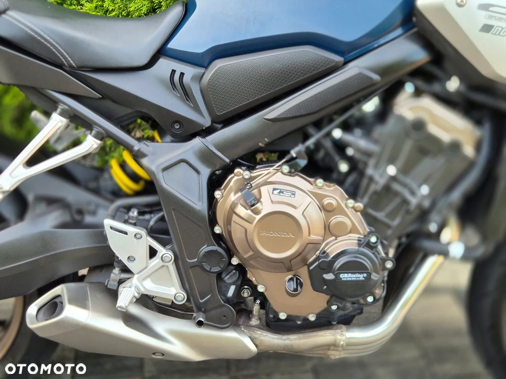 Honda CB - 9