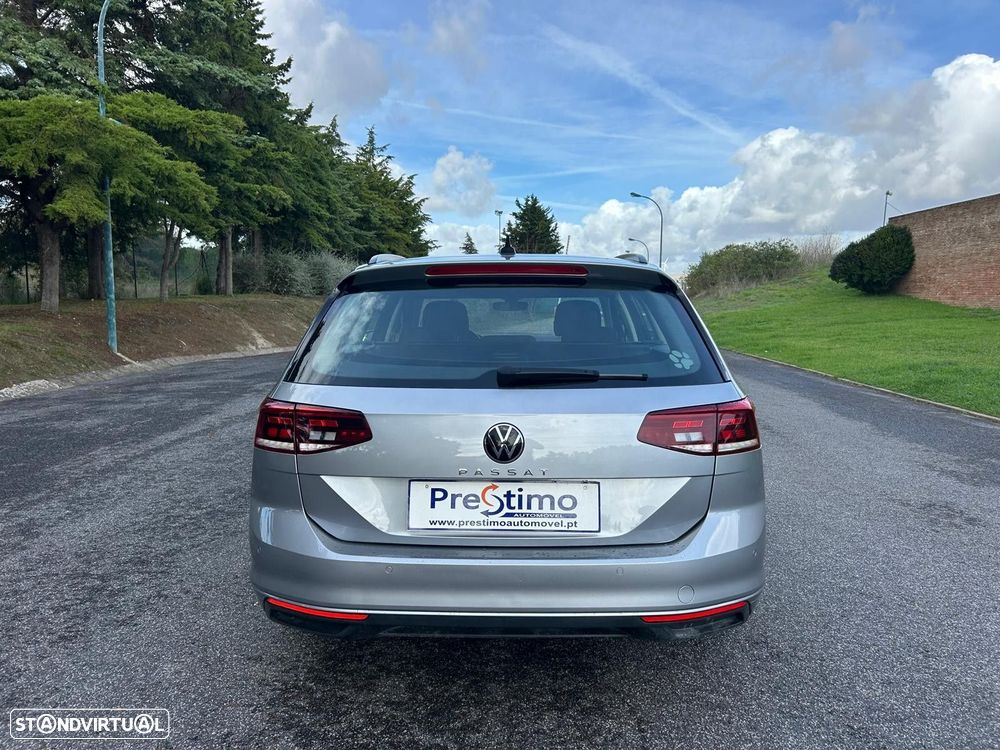 VW Passat Variant 2.0 TDi Business DSG - 34