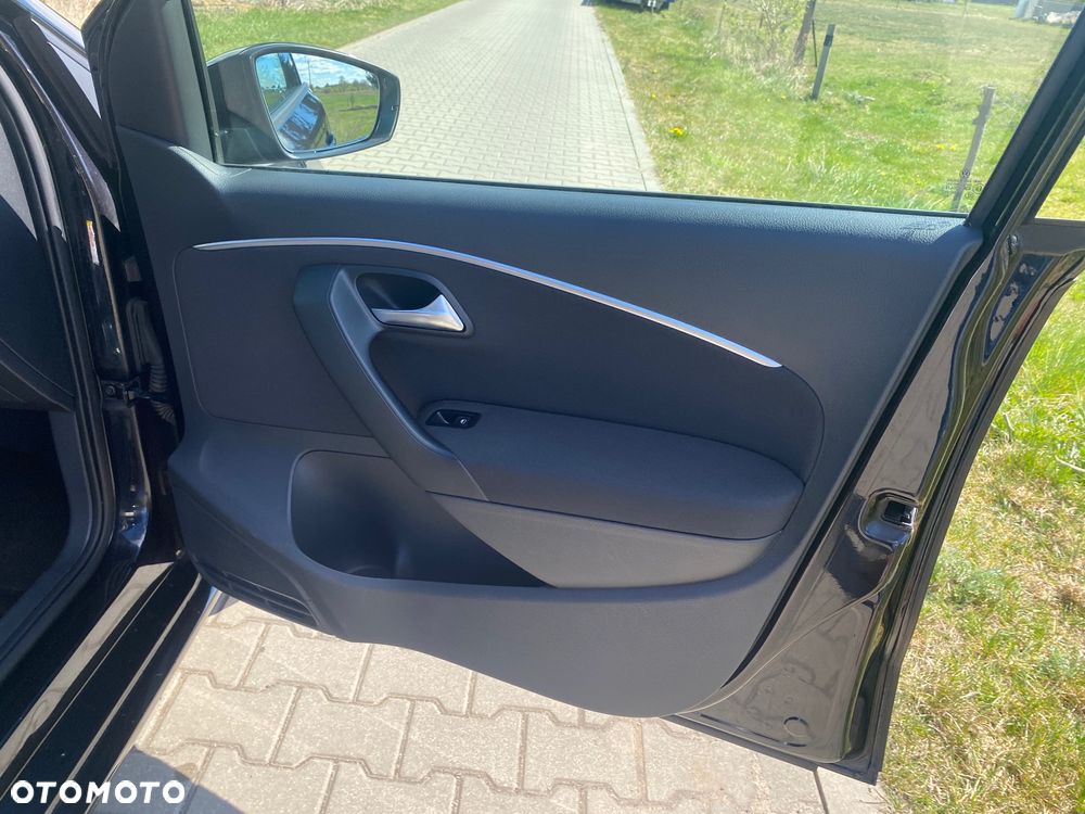 Volkswagen Polo 1.4 TDI (Blue Motion Technology) Highline - 10