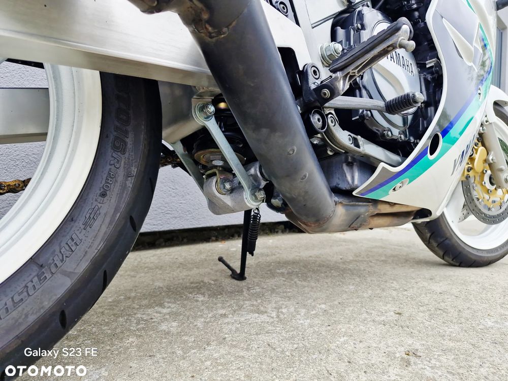 Yamaha FZ - 29