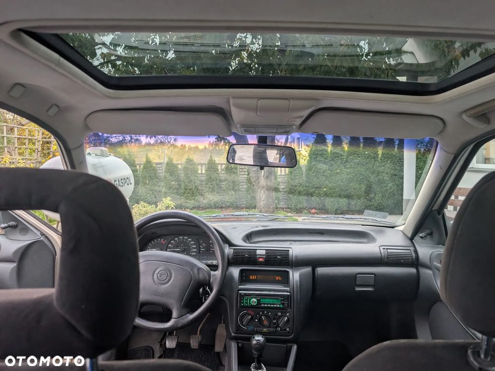 Opel Astra - 6