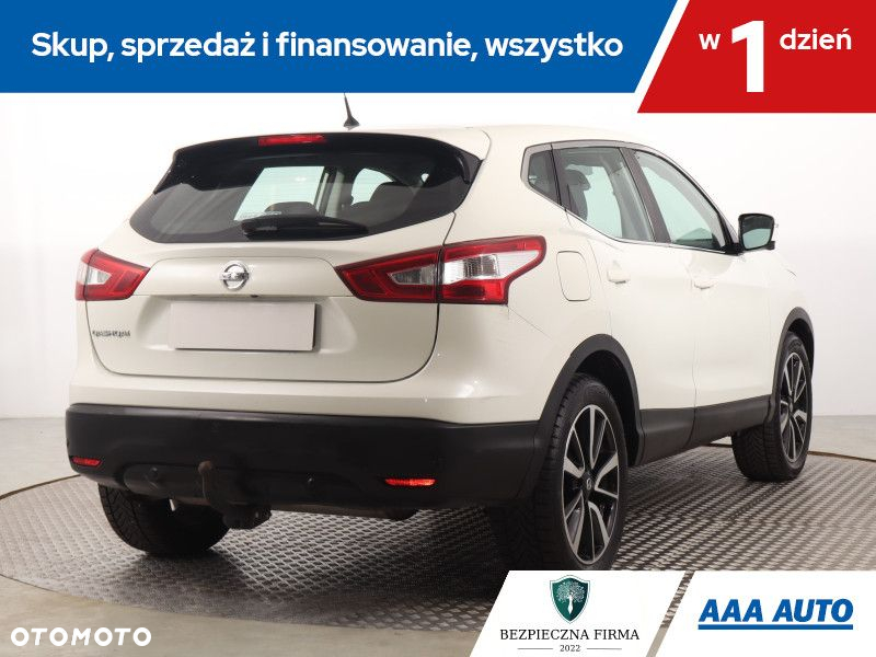 Nissan Qashqai - 6