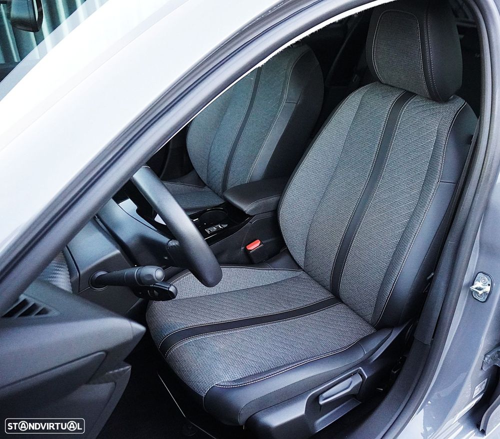 Peugeot 208 1.2 PureTech Allure Pack - 20