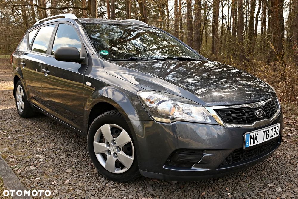 Kia Ceed 1.4 CVVT Attract - 18