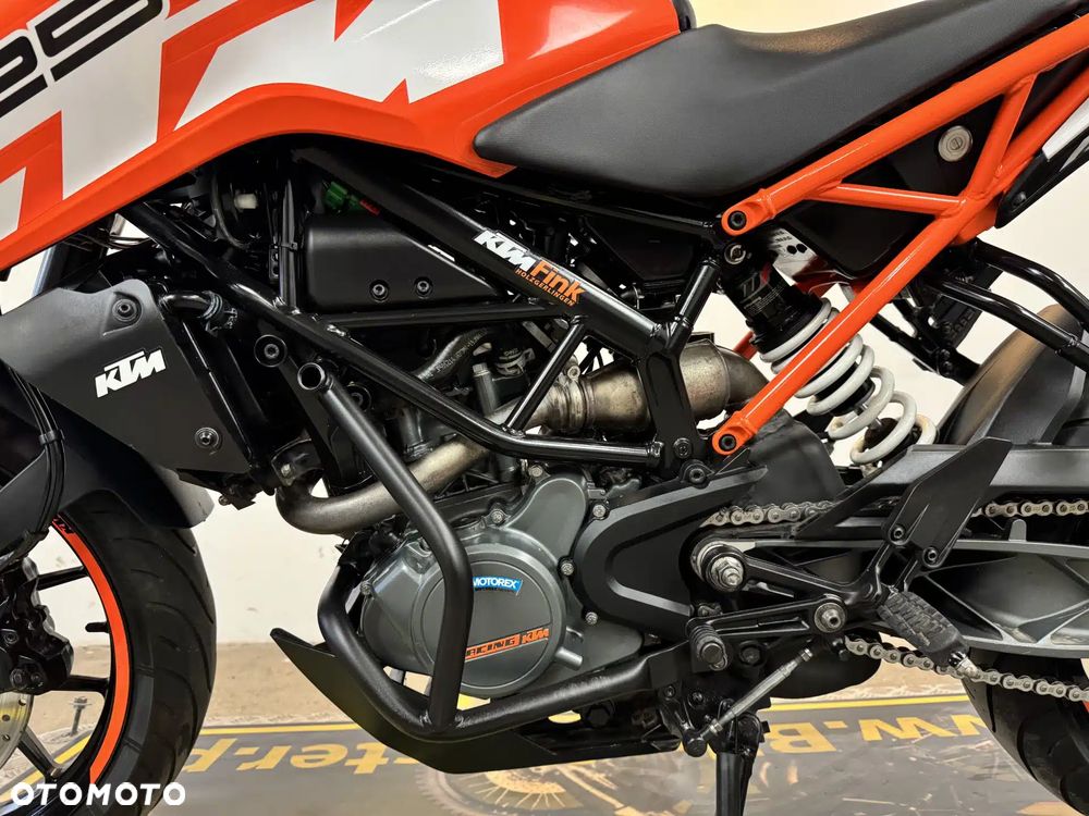 KTM Duke - 23