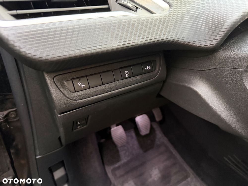 Peugeot 2008 120 VTI Allure - 18
