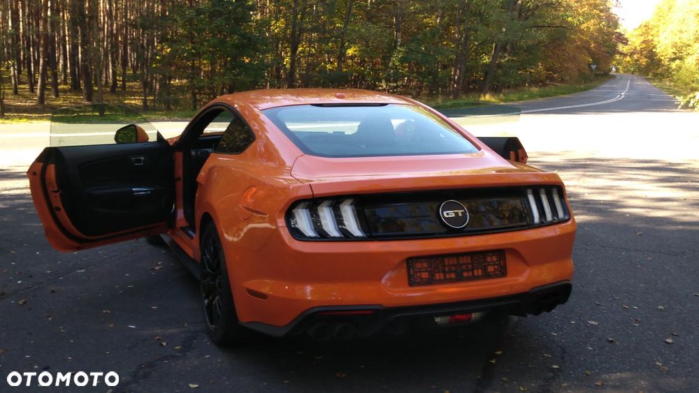 Ford Mustang - 16