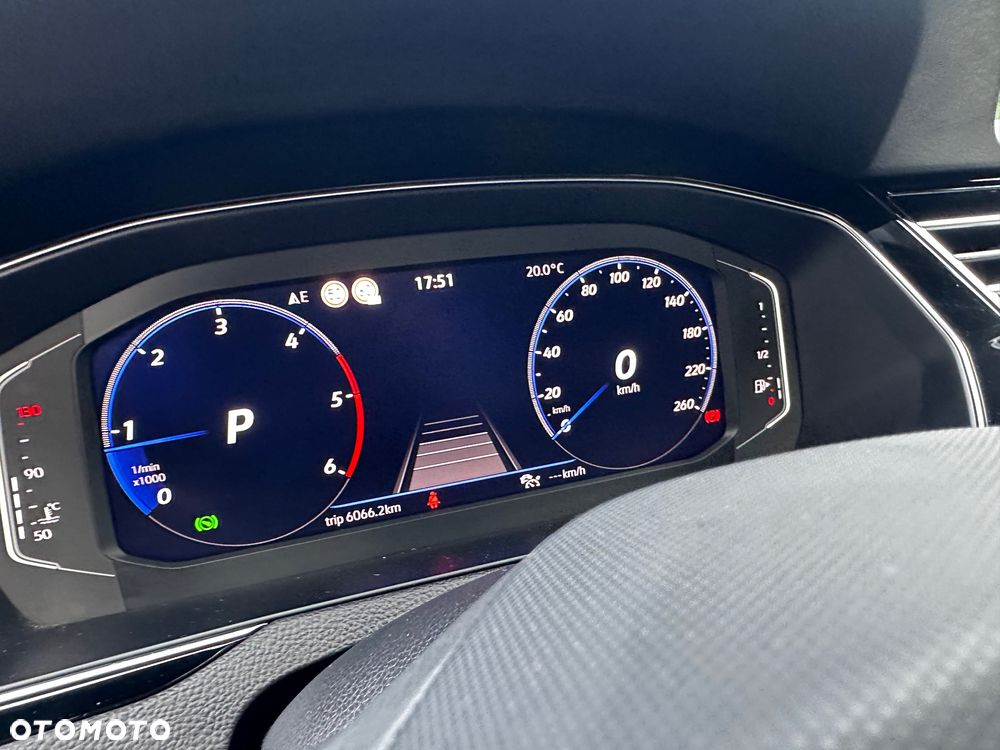 Volkswagen Passat 2.0 TDI EVO Elegance DSG - 32