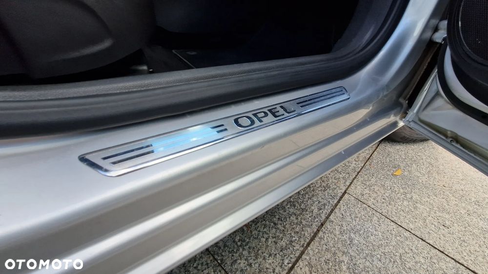 Opel Astra - 28