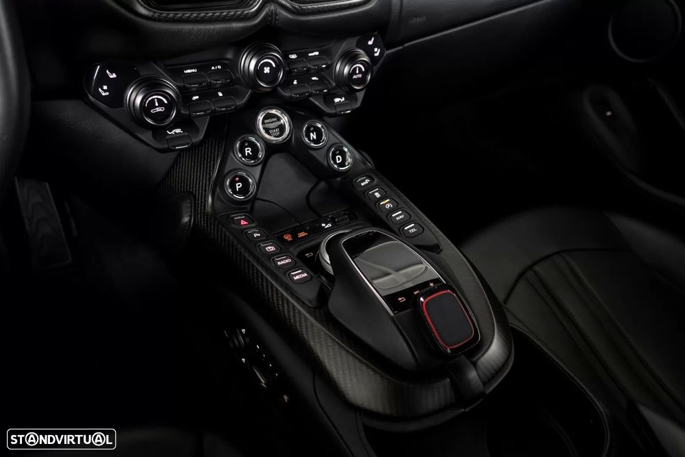 Aston Martin Vantage Roadster V8 - 14