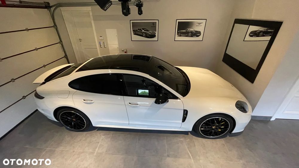 Porsche Panamera 4S Executive - 3