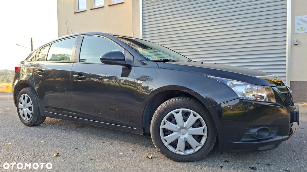 Chevrolet Cruze - 10