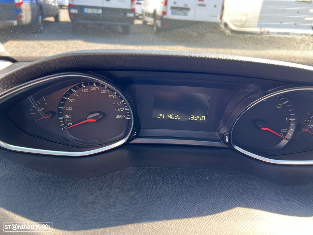 Peugeot 308 SW 1.6 BlueHDi Active - 18
